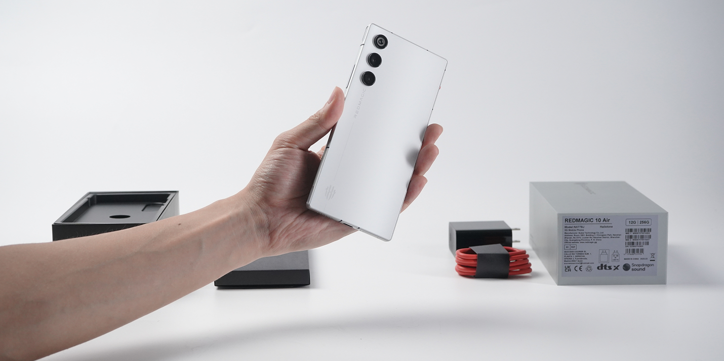 Why We Made the REDMAGIC 10 Air: The Eloquence of Accessibility